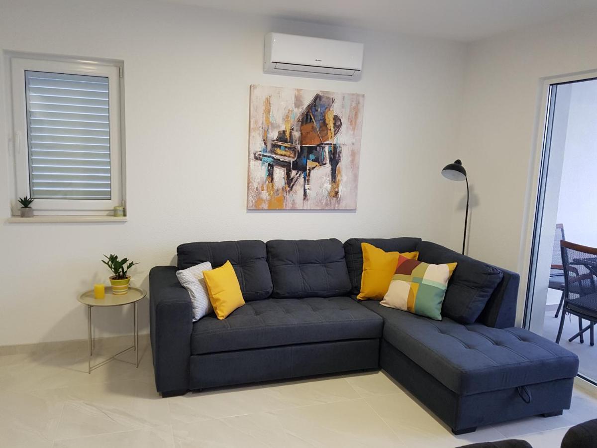 La Vista Apartments Мимице Экстерьер фото