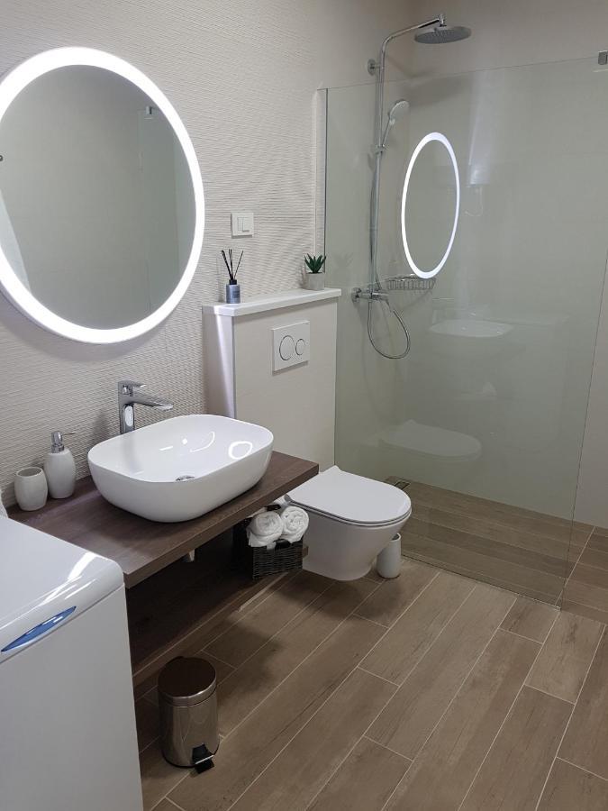 La Vista Apartments Мимице Экстерьер фото